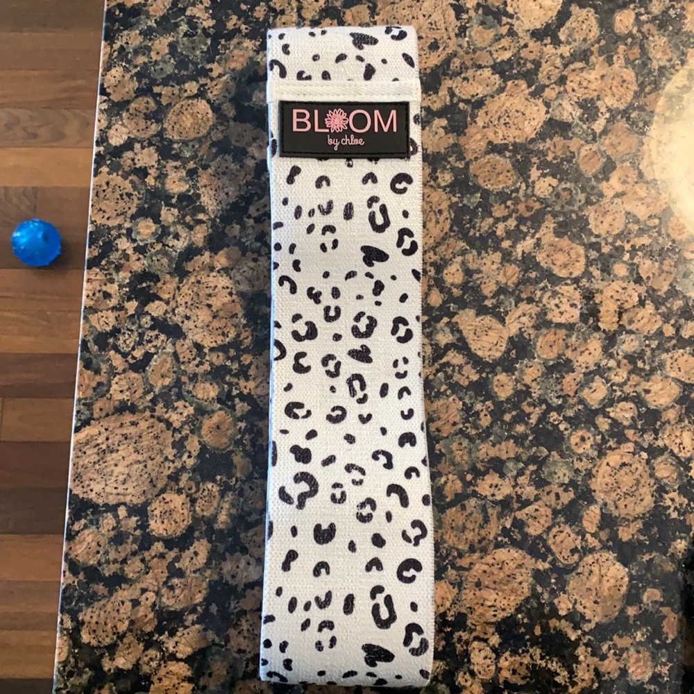 ‘Bicah by Chloe’ Heavy Glute Band